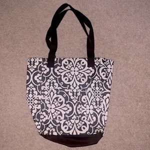 Thirty One Tall Organizing Tote: Medallion Medley